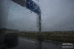 Den ganzen zweiten Autobahntag schifft es wie aus Kübeln, die Sicht ist übel. Erst nahe der Dänischen Grenze lässt der Regen nach...