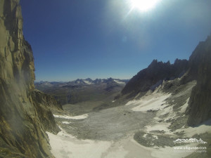 Wilde Ausblicke aus der Galengratverschneidung auf den Gletscher.