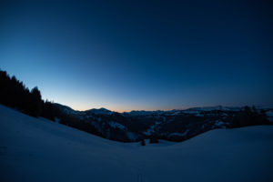 Sonnenaufgang in den Bergen (Winter, Skitour)