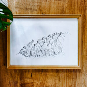 ORIGINAL: Peuterey-Grat / Mont Blanc (Dotwork A4 im Holzrahmen)